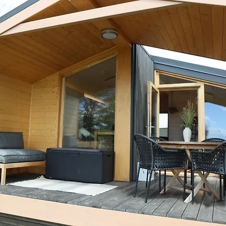 109-tiny House Mit Blick Ins Gruene *
