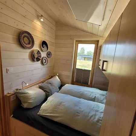 109-tiny House Mit Blick Ins Gruene